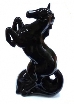 Сувенир Фарфор Конь на дыбах ч Серебряные грани, ювелирная компания