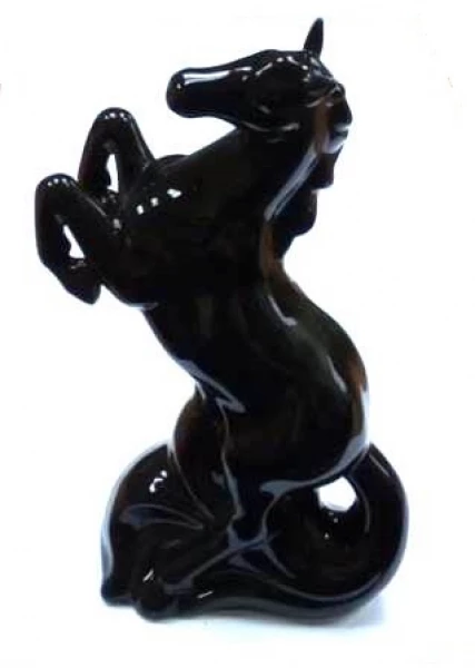 Сувенир Фарфор Конь на дыбах ч Серебряные грани, ювелирная компания