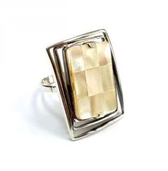 Кольцо 462кПерл (Ag 925) Серебряные грани, ювелирная компания