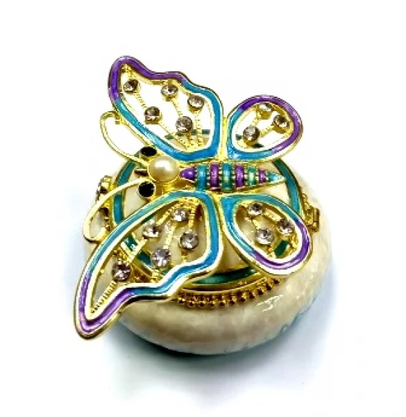 Сувенир Шкатулка Бабочка Серебряные грани, ювелирная компания