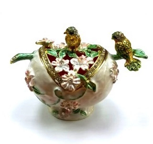 Сувенир Шкатулка Птички на ветке Серебряные грани, ювелирная компания